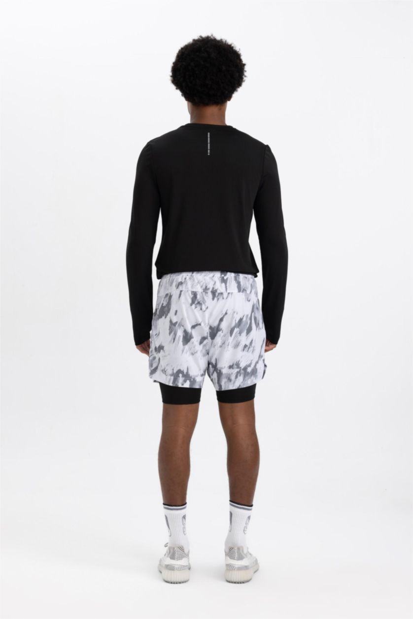 رجالي رمادي فاتح شورت سليم فيت رمادي من DeFactoFit