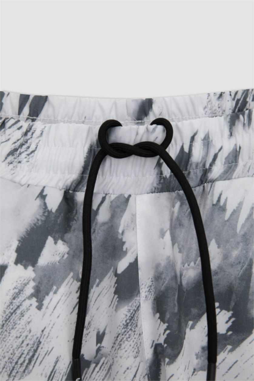 رجالي رمادي فاتح شورت سليم فيت رمادي من DeFactoFit