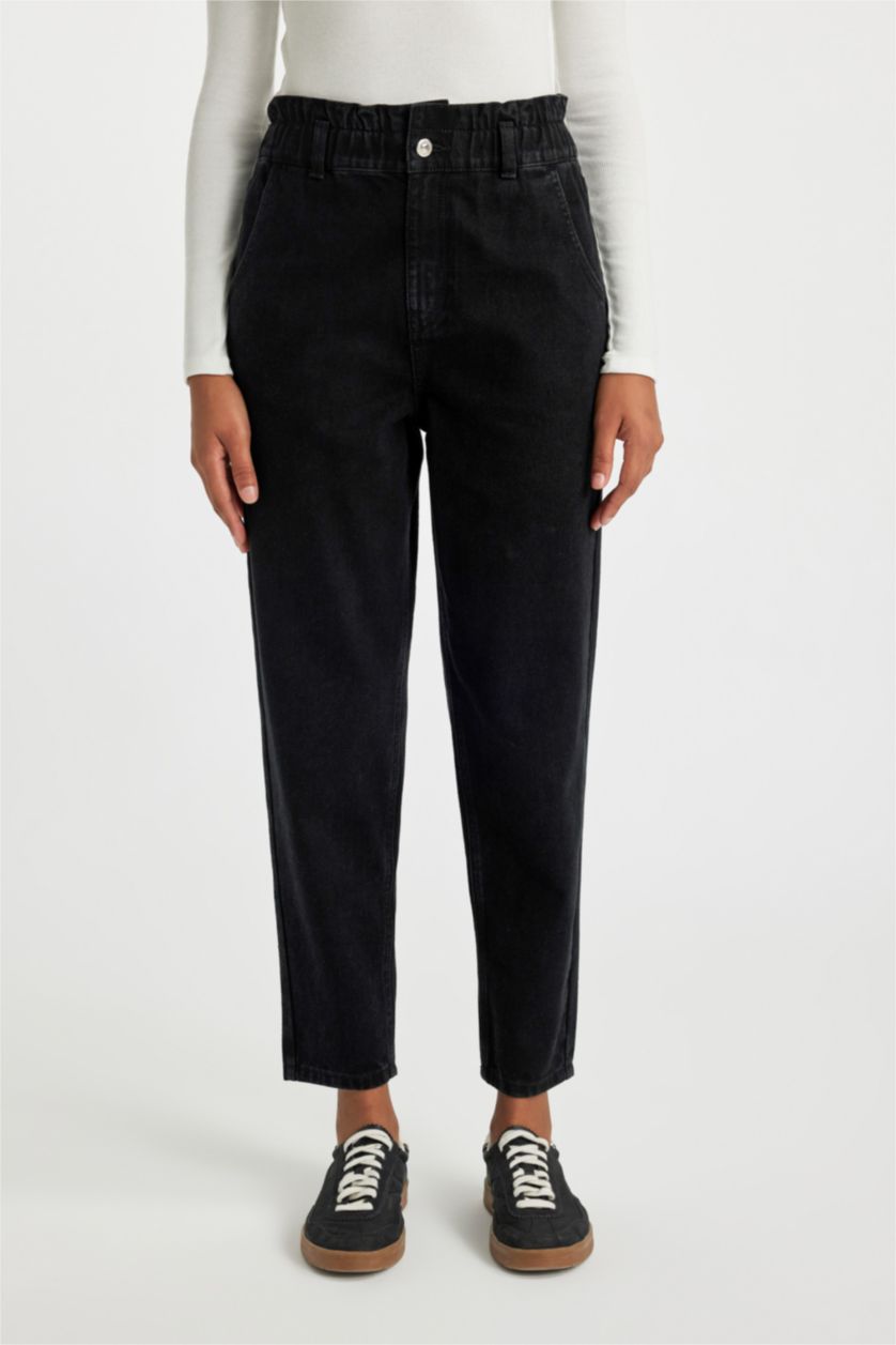 حريمي أسود بنطلون جينز بيبرباج بمطاط وخصر عالي