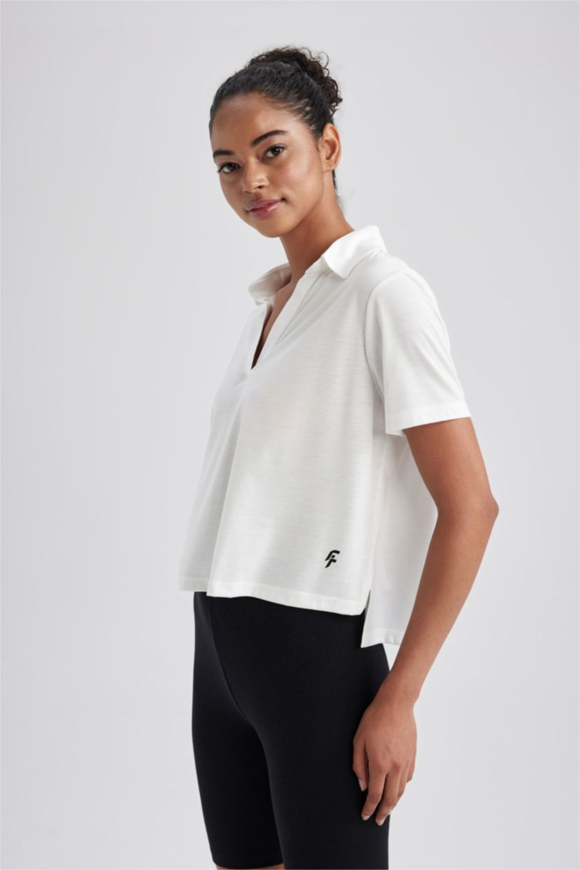 WOMAN White Polo Collar Short Sleeve T-Shirt