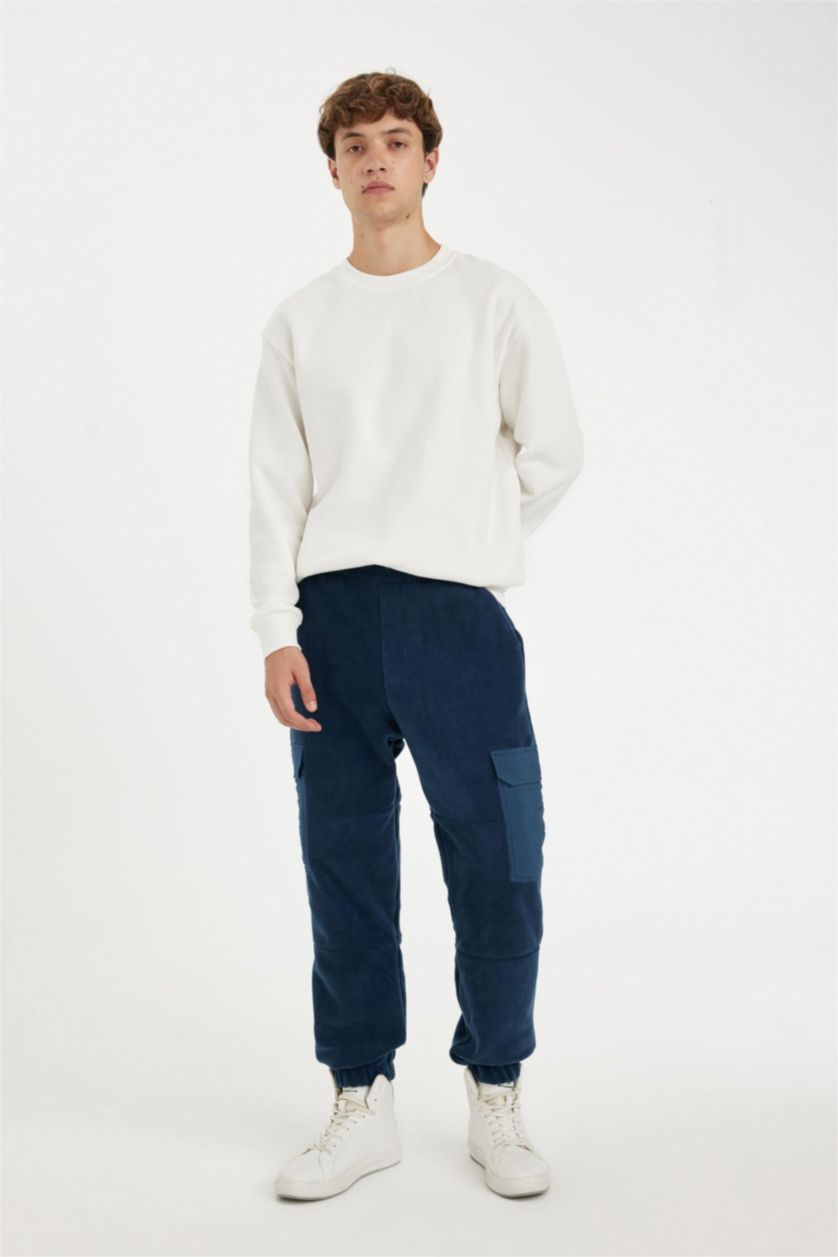 Erkek İndigo Regular Fit Polar Eşofman Altı Beli Paçası Lastikli Kargo Cepli