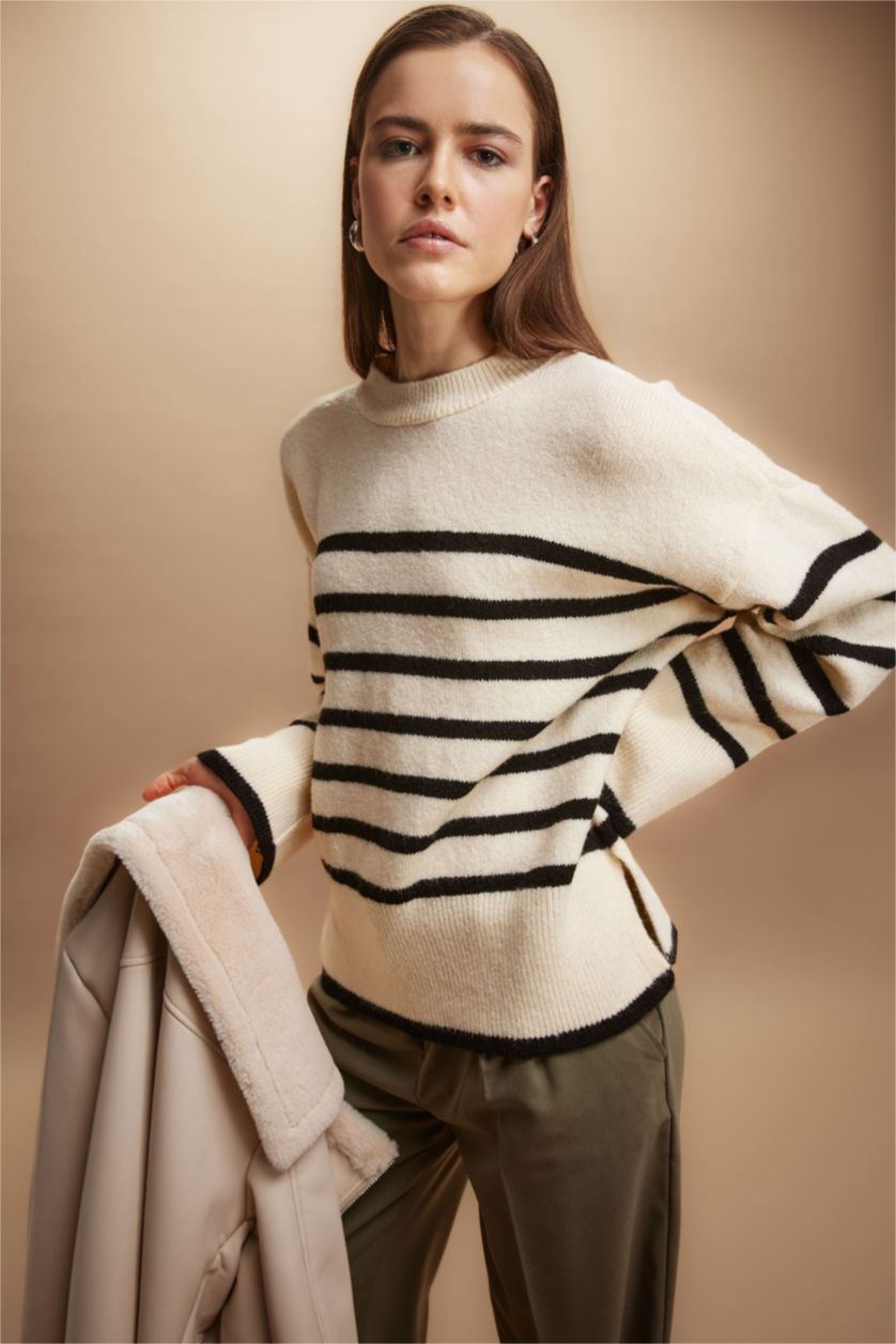 WOMAN Ecru Oversize Fit Pullover