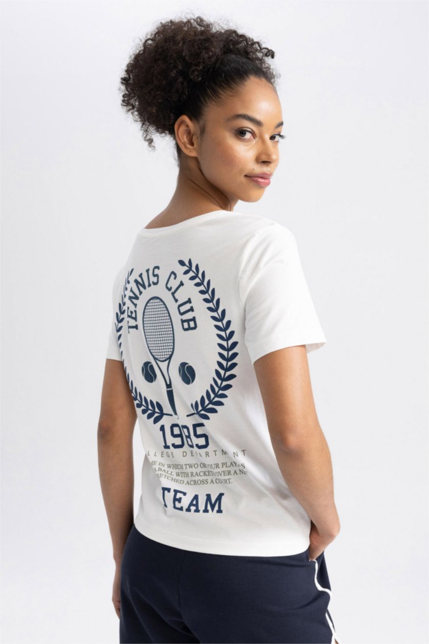 FEMME Écru T-Shirt de Sport Oversize à Col Montant et Manches Courtes de DeFactofit