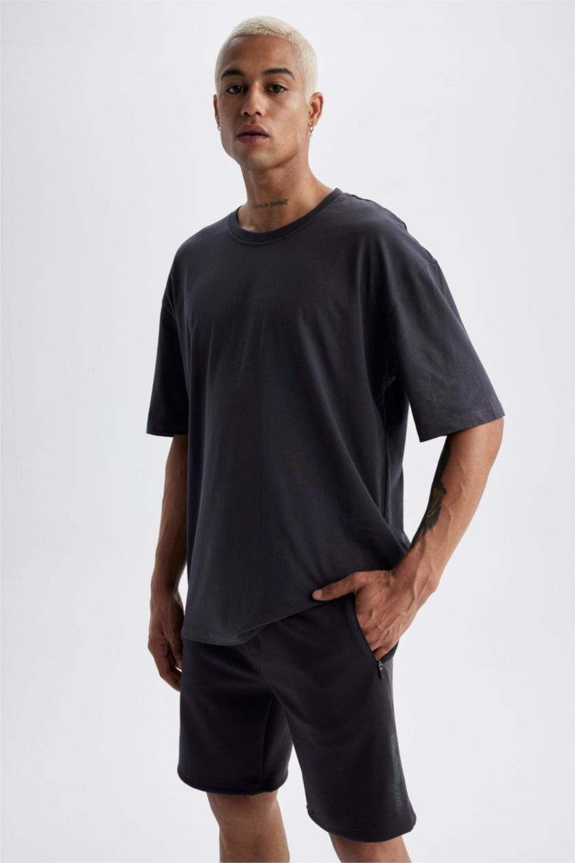 Erkek Antrasit DeFactoFit Oversize Fit Bisiklet Yaka Sırt Baskılı Kısa Kollu Tişört