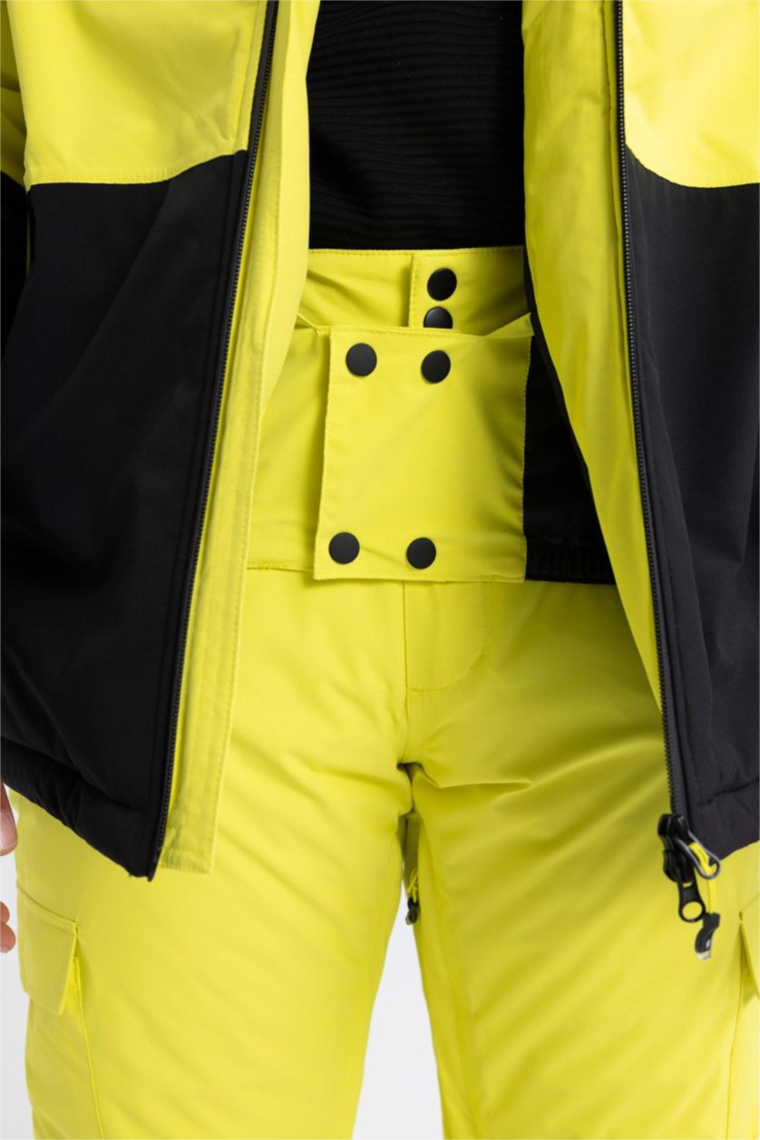 Erkek Sarı Kayak Montu Su İtici Rüzgar Geçirmez Kapüşonlu Fermuarlı Eldiven Detaylı Ultra Korumalı