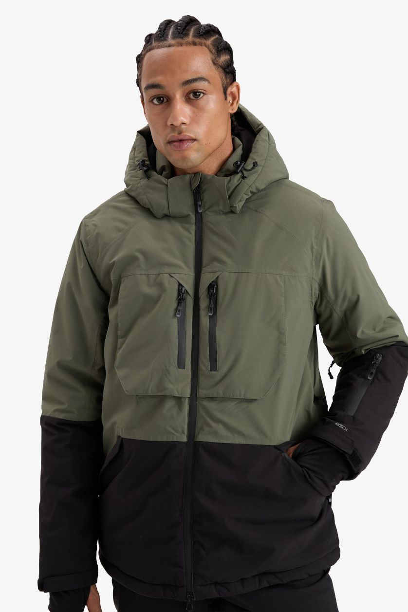 MAN Light Khaki Waterproof Windproof Glove Details Ski Jacket