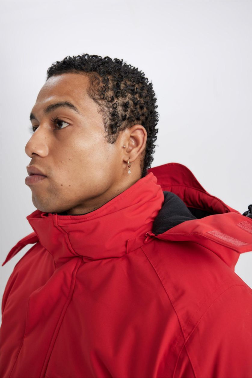 Erkek Kırmızı Su İtici Mont