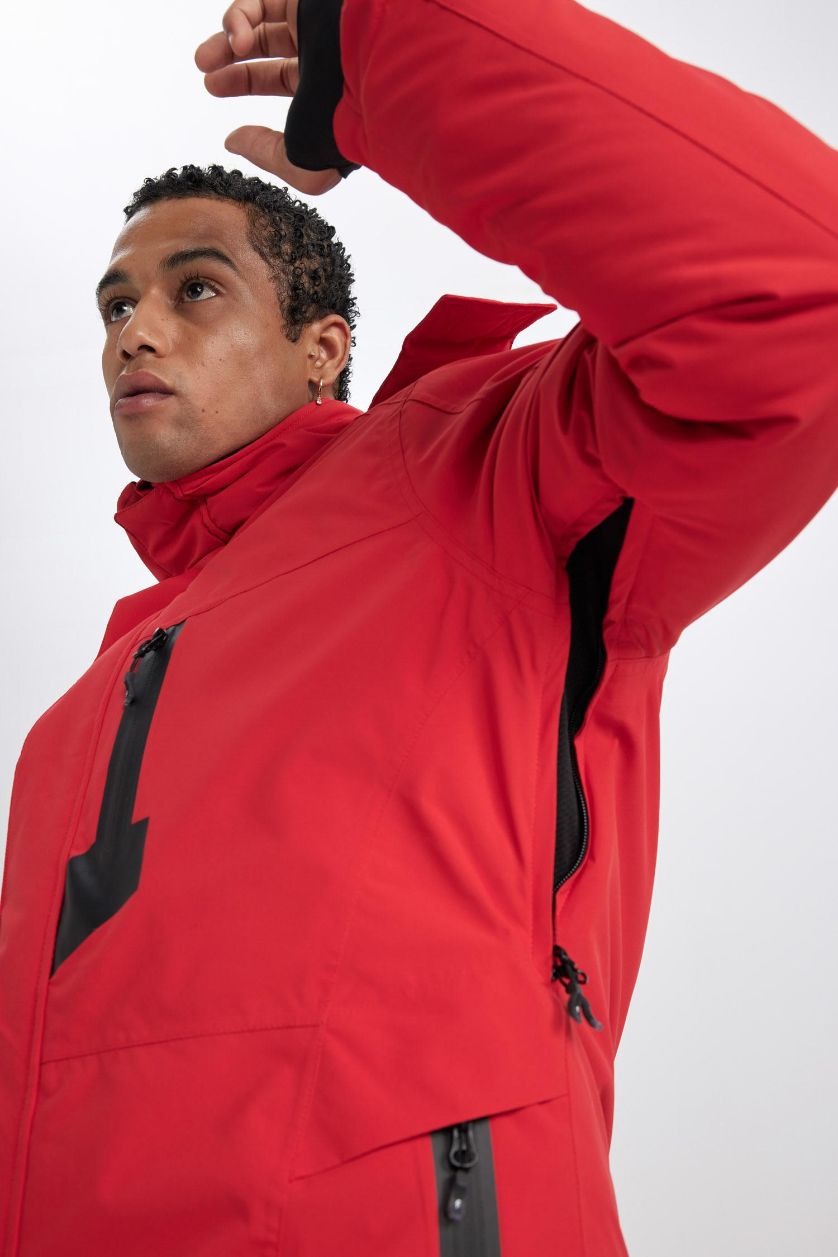 Erkek Kırmızı Su İtici Mont