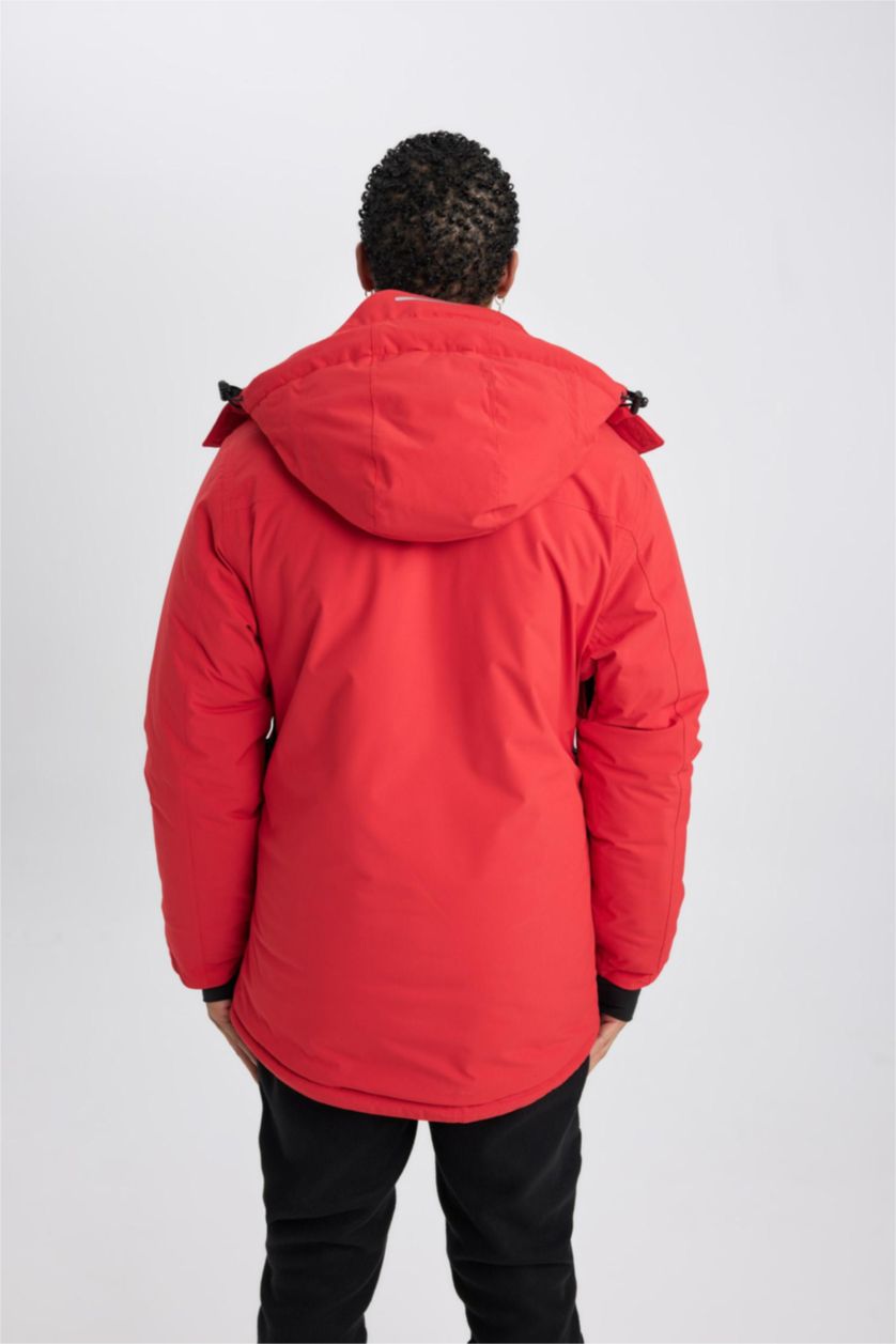 Erkek Kırmızı Su İtici Mont