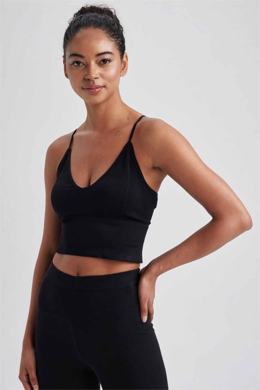WOMAN Black DeFactoFit Seamless V-Neck Sports Crop Top