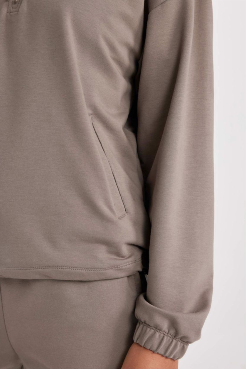 حريمي فيزوني سويت شيرت رياضي بريميوم قصة عادية من DeFactoFit