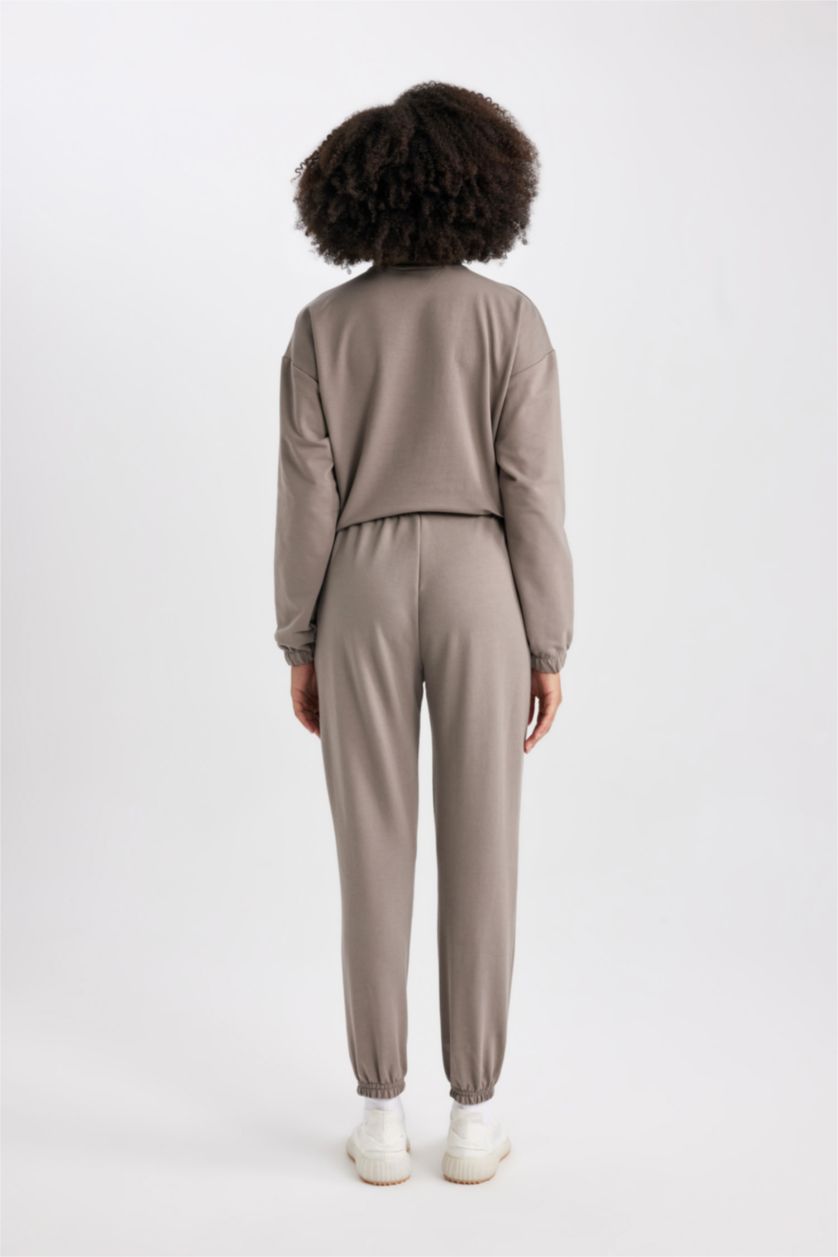 حريمي فيزوني بنطلون سويت بانتس بطبعة شعار قصة عادية بجيب من DeFactoFit