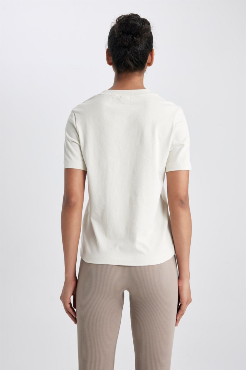 Kadın Taş Standart Fıt Bisiklet Yaka Sporcu Kısa Kollu Tişört