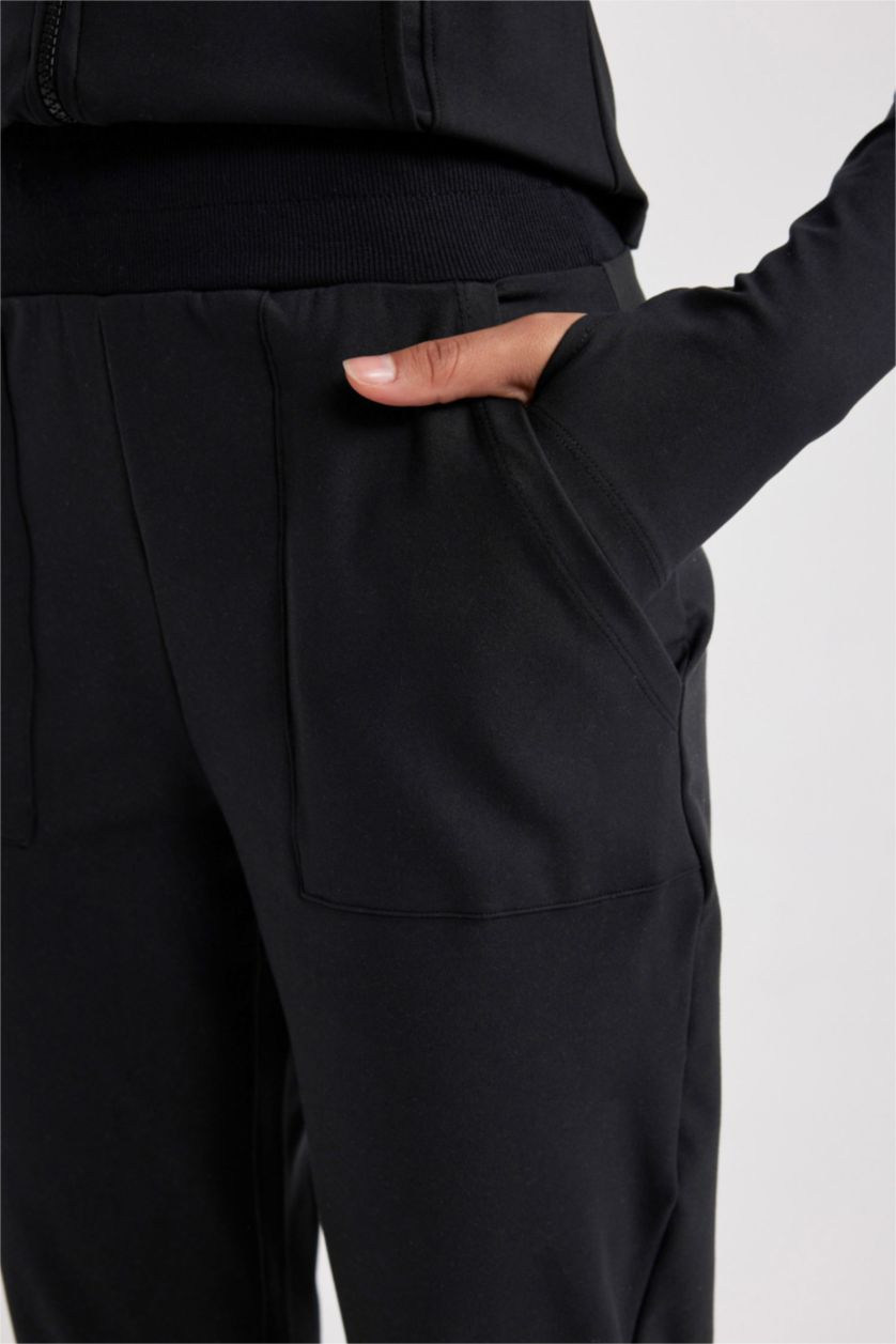 حريمي أسود بنطلون بريميوم قصة عادية بجيب من  DeFactoFit