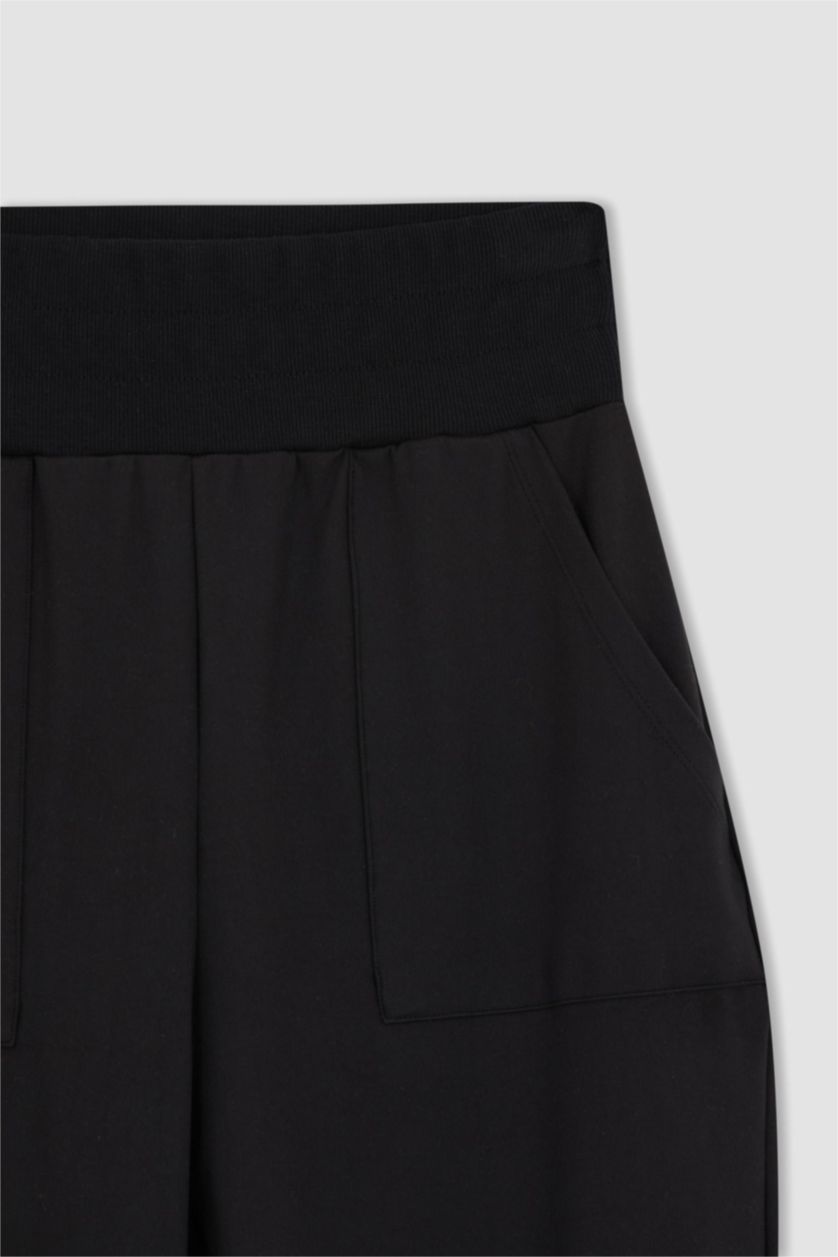 حريمي أسود بنطلون بريميوم قصة عادية بجيب من  DeFactoFit