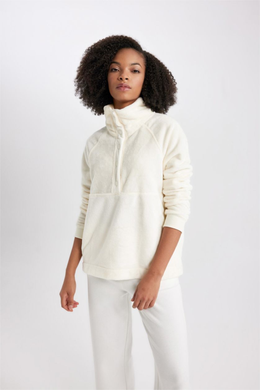 حريمي بيج فاتح سويت شيرت رياضي قطيفة قصة فضفاضة