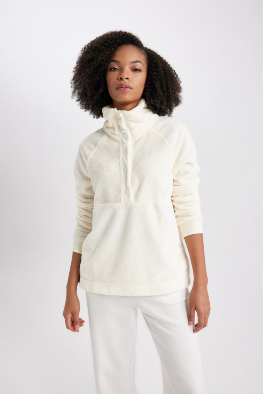 حريمي بيج فاتح سويت شيرت رياضي قطيفة قصة فضفاضة