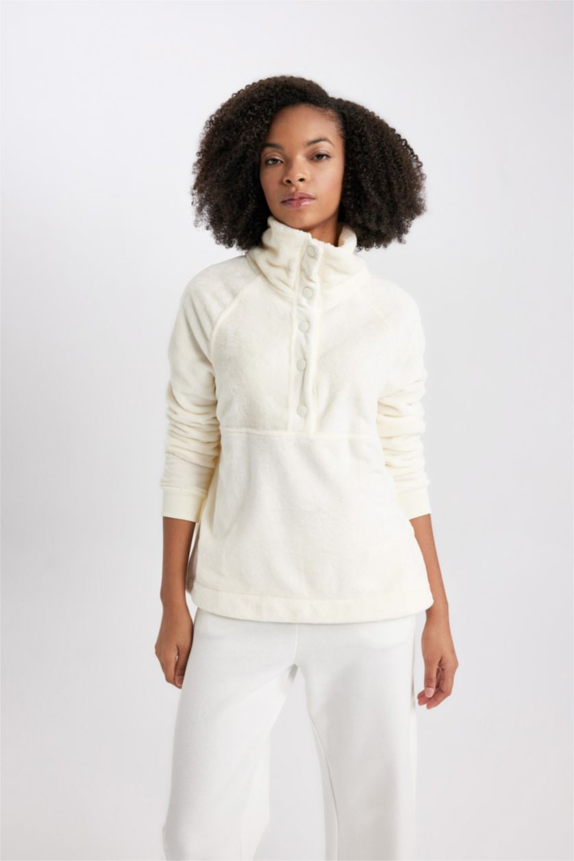 حريمي بيج فاتح سويت شيرت رياضي قطيفة قصة فضفاضة