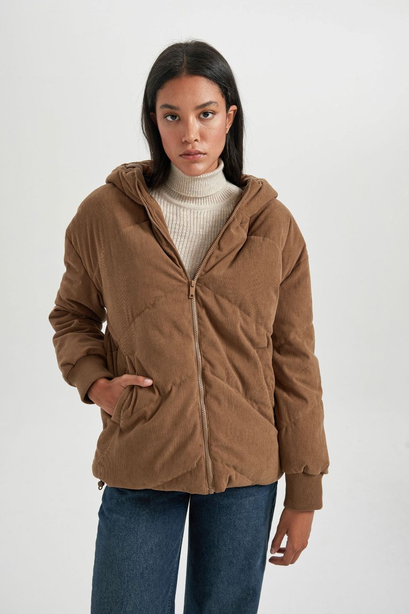Kadın Kahve Relax Fıt Kapüşonlu Fitilli Kadife Mont