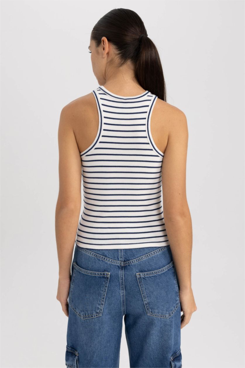 WOMAN NAVY Slim Fit Crew Neck Ribbed Camisole Crop Top