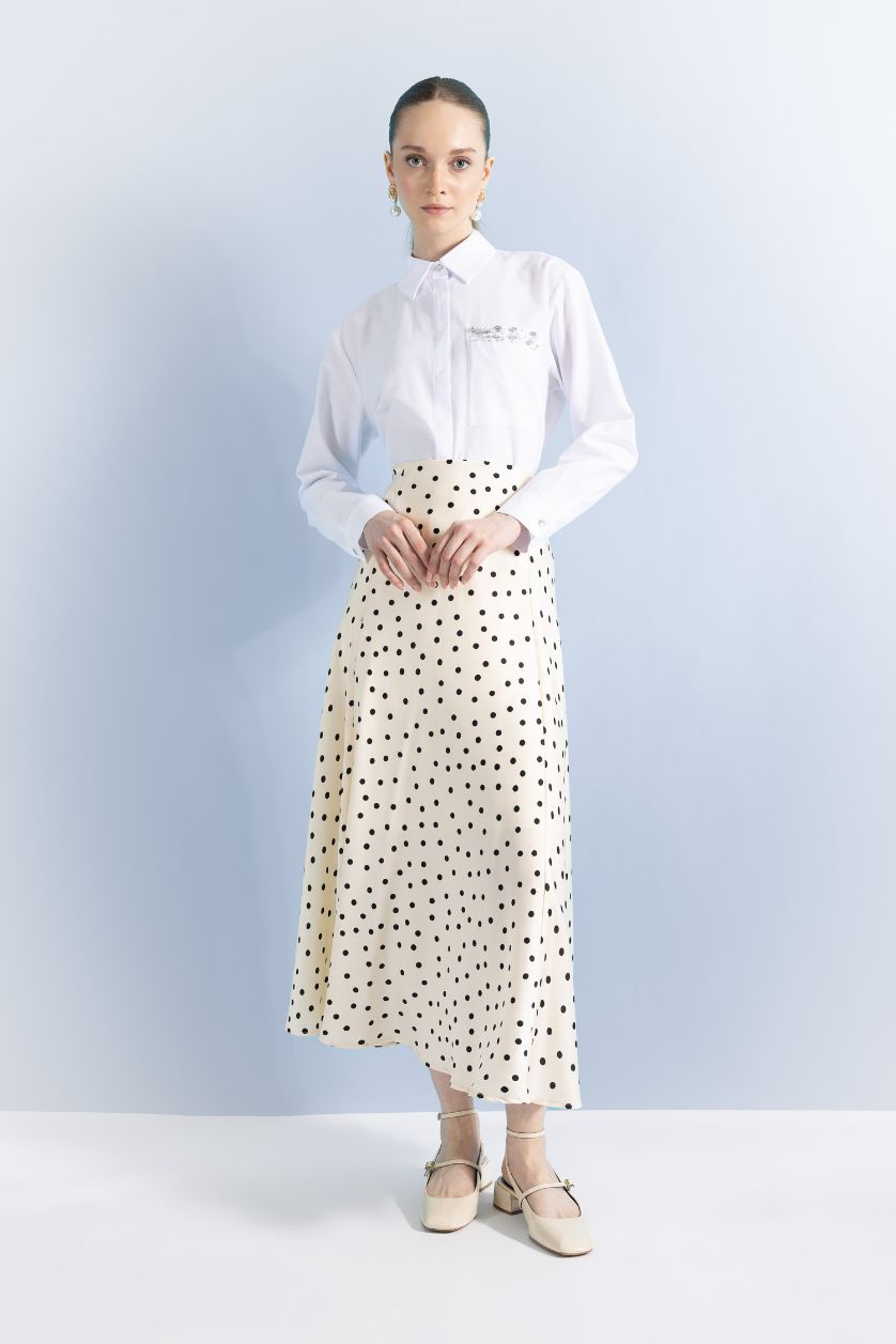 Kadın Ekru A Kesim Uzun Boy Etek