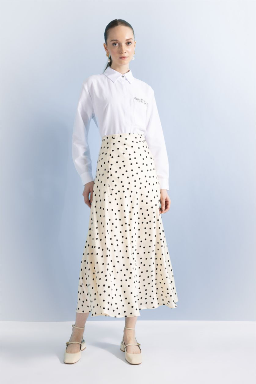 Kadın Ekru A Kesim Uzun Boy Etek