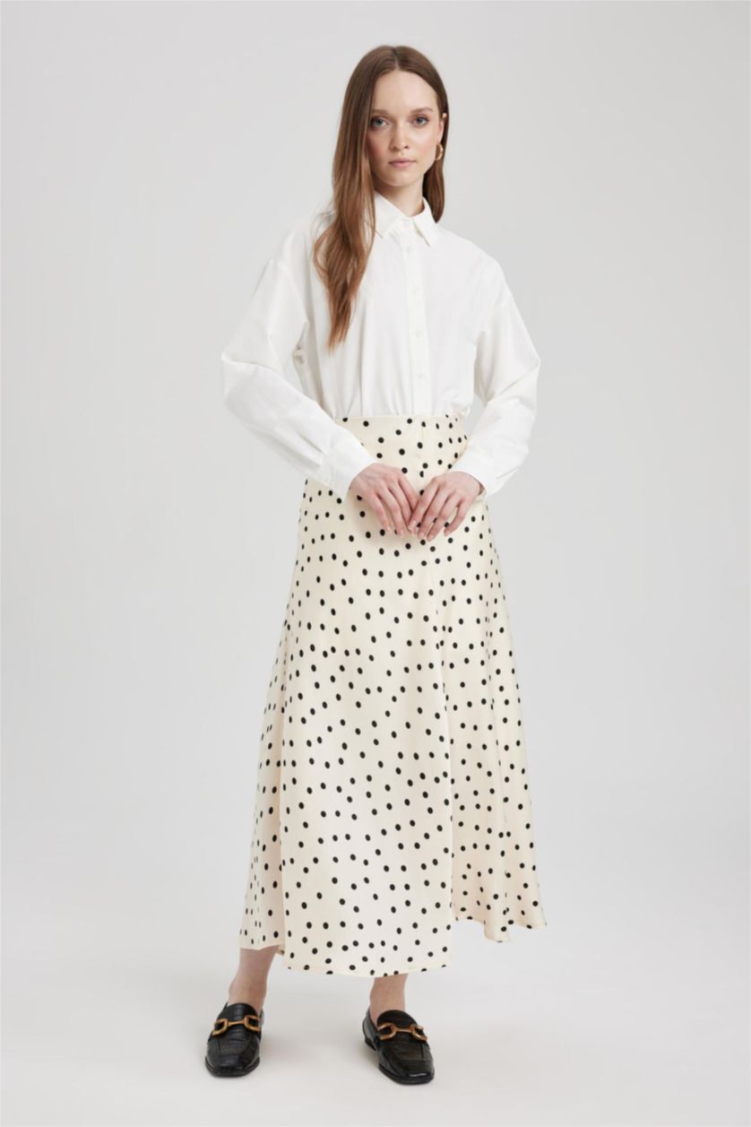 Kadın Ekru A Kesim Uzun Boy Etek