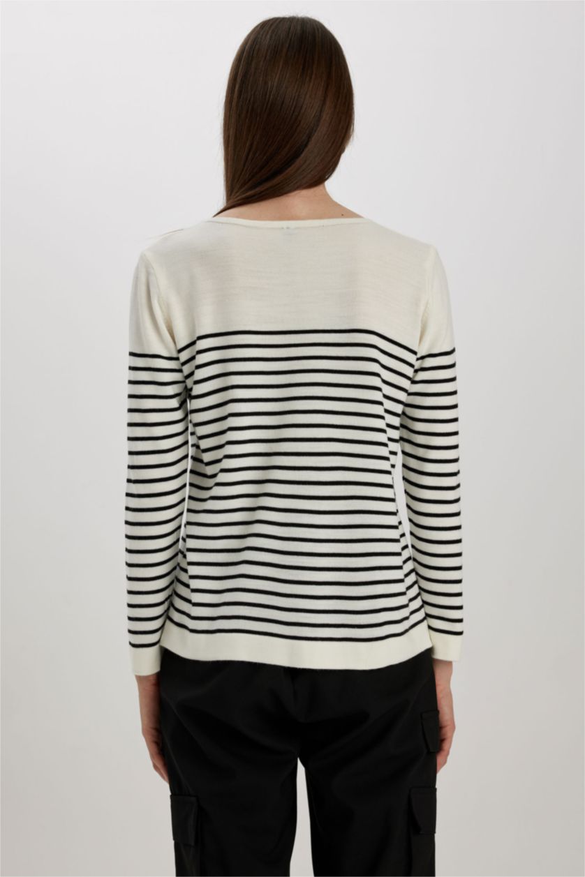 Kadın Ekru Regular Fıt Kazak