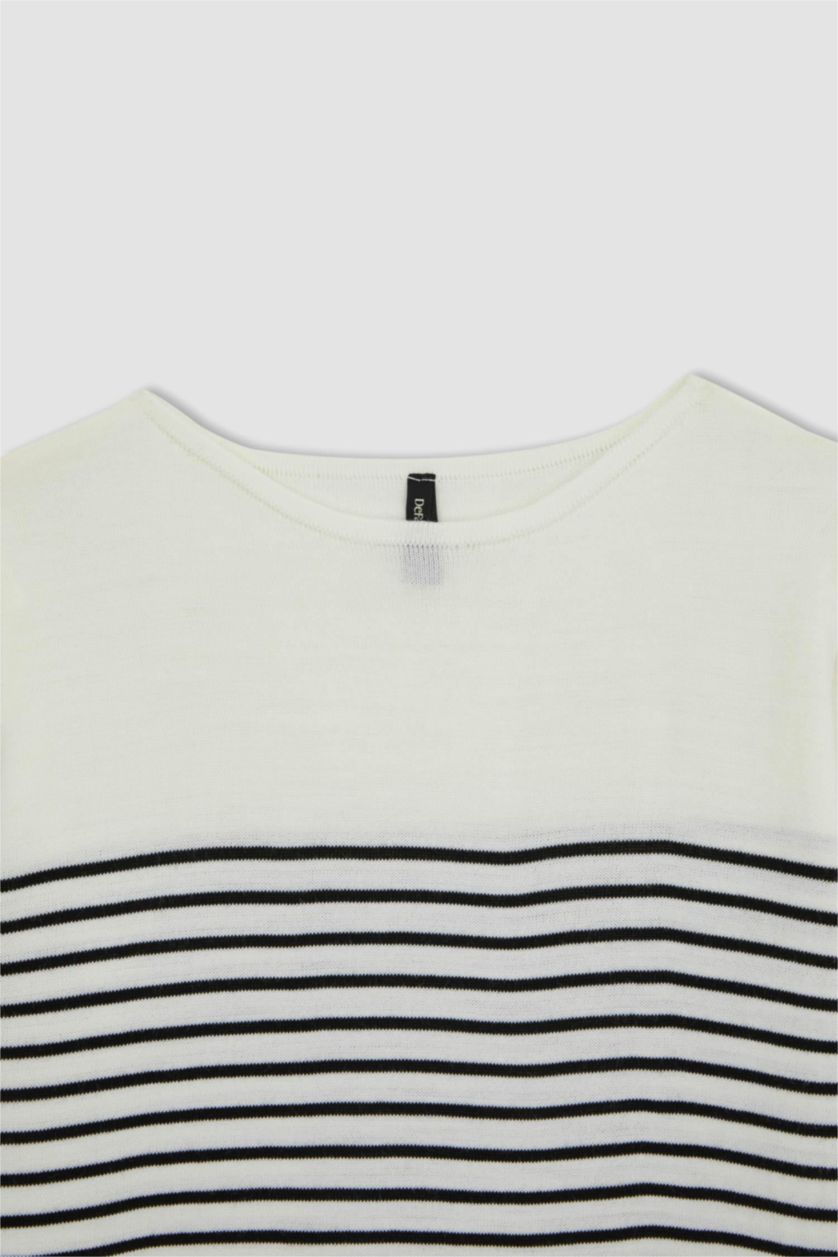 Kadın Ekru Regular Fıt Kazak