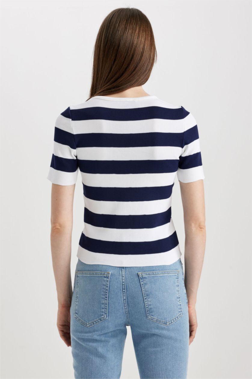 Woman Ecru Regular Fit Pullover