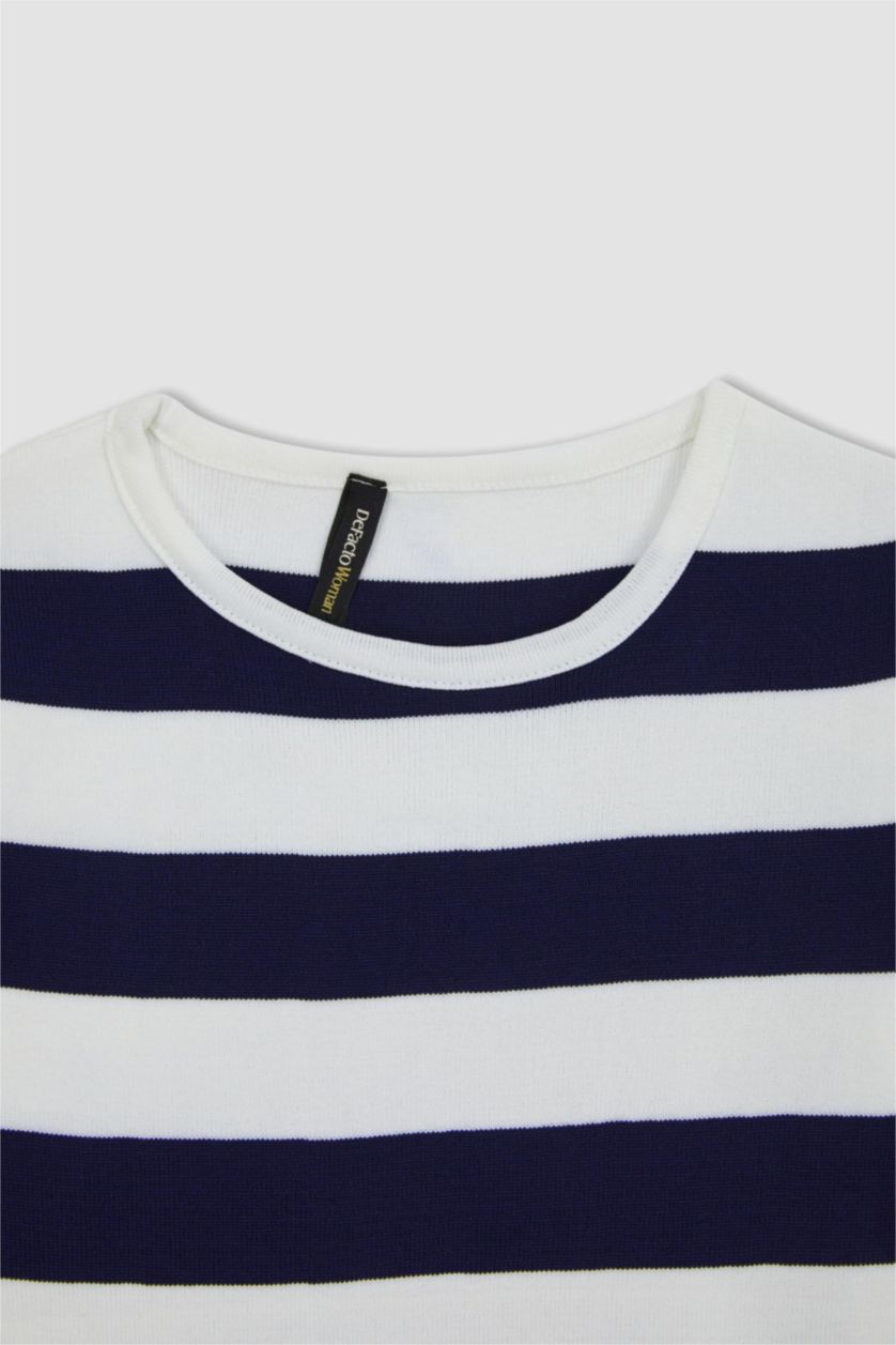 Woman Ecru Regular Fit Pullover