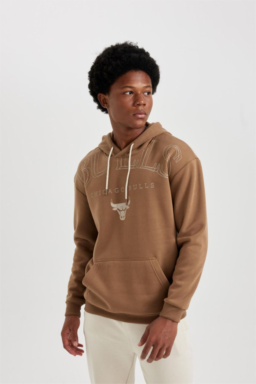 MAN Brown DeFactoFit NBA Chicago Bulls Boxy Fit Hooded Thick Sweatshirt