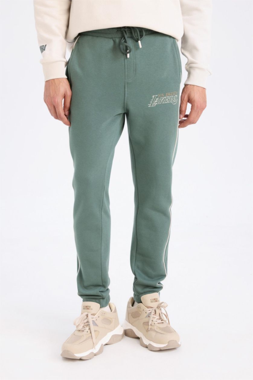Erkek Koyu Yeşil NBA Los Angeles Lakers Kalın Jogger Eşofman Altı Standart Fit Cepli Beli Bağcıklı