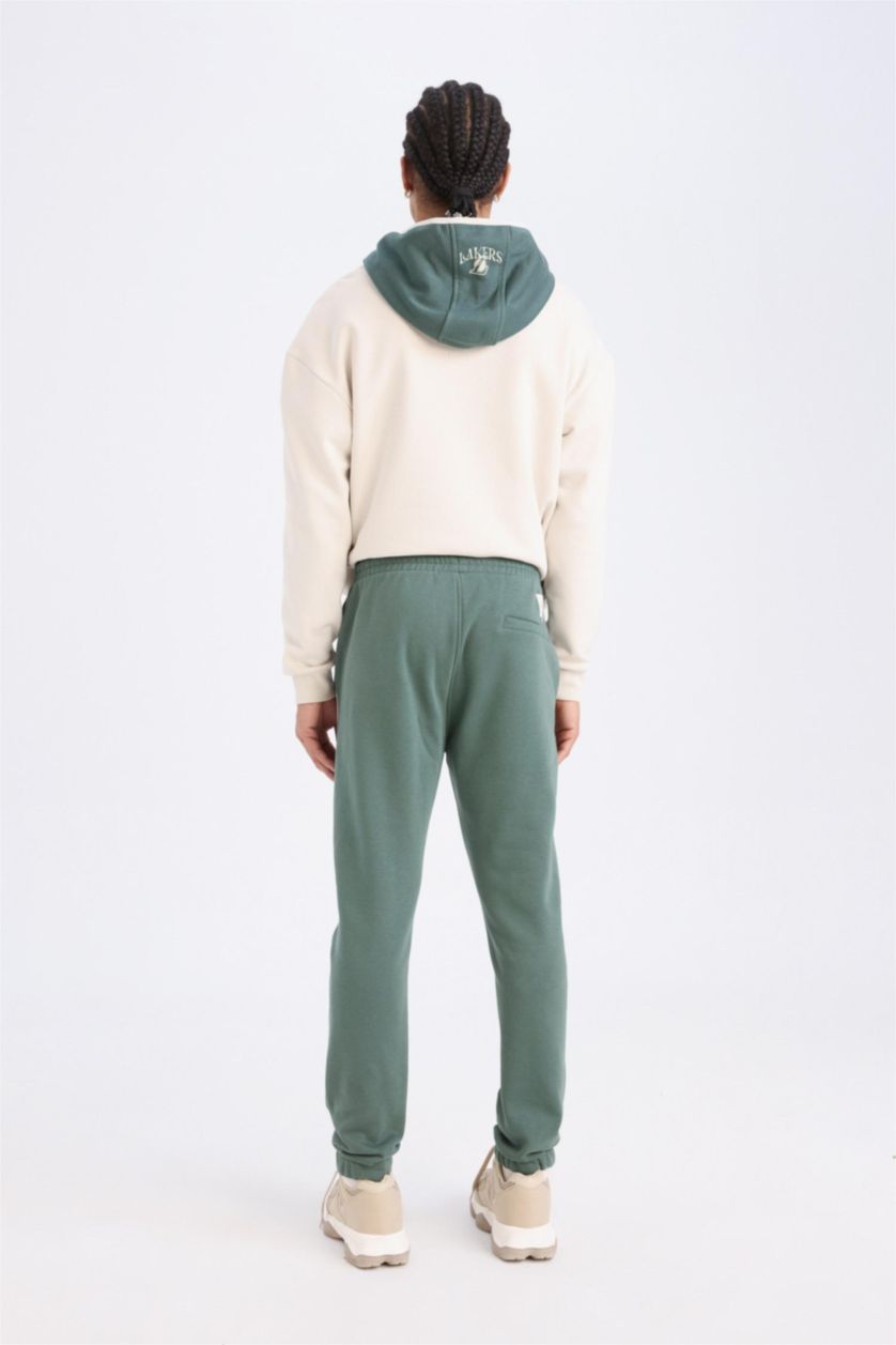 Erkek Koyu Yeşil NBA Los Angeles Lakers Kalın Jogger Eşofman Altı Standart Fit Cepli Beli Bağcıklı