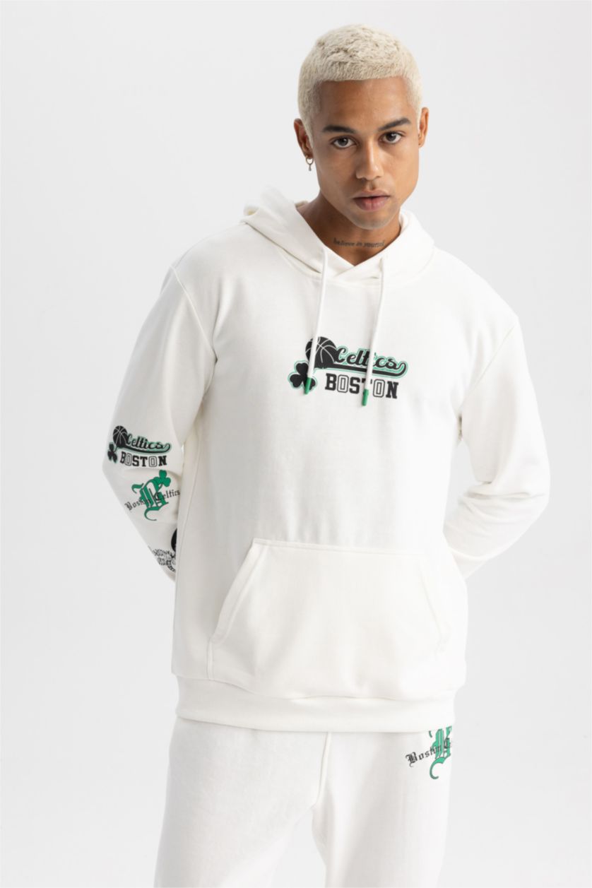 MAN Ecru DeFactoFit NBA Boston Celtics Standard Fit Sweatshirt