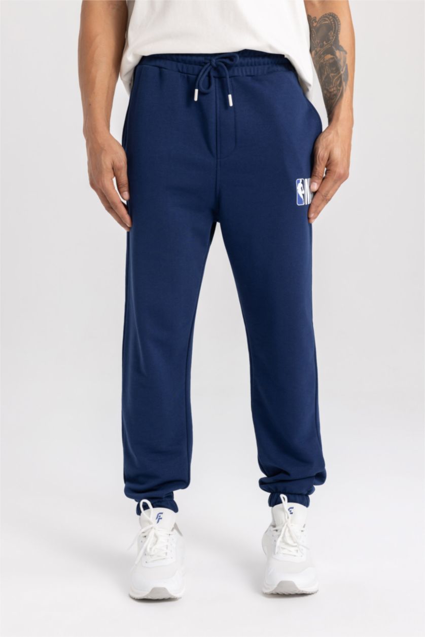 MAN NAVY Standard Fit Jogger