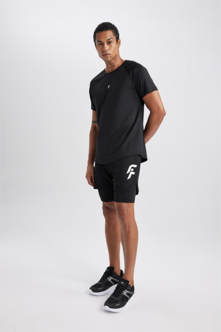 Erkek Siyah Slım Fıt Kısa Paça Dokuma Şort