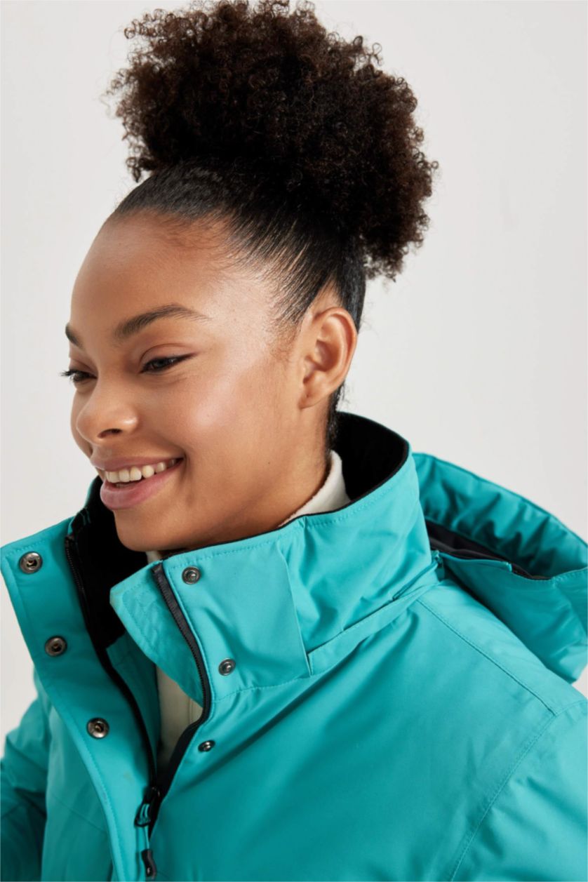 Woman Light Green DeFactoFit Water Repellent Regular Fit Ski Jacket