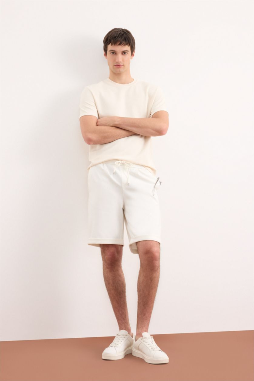 Man White Pique Bermuda