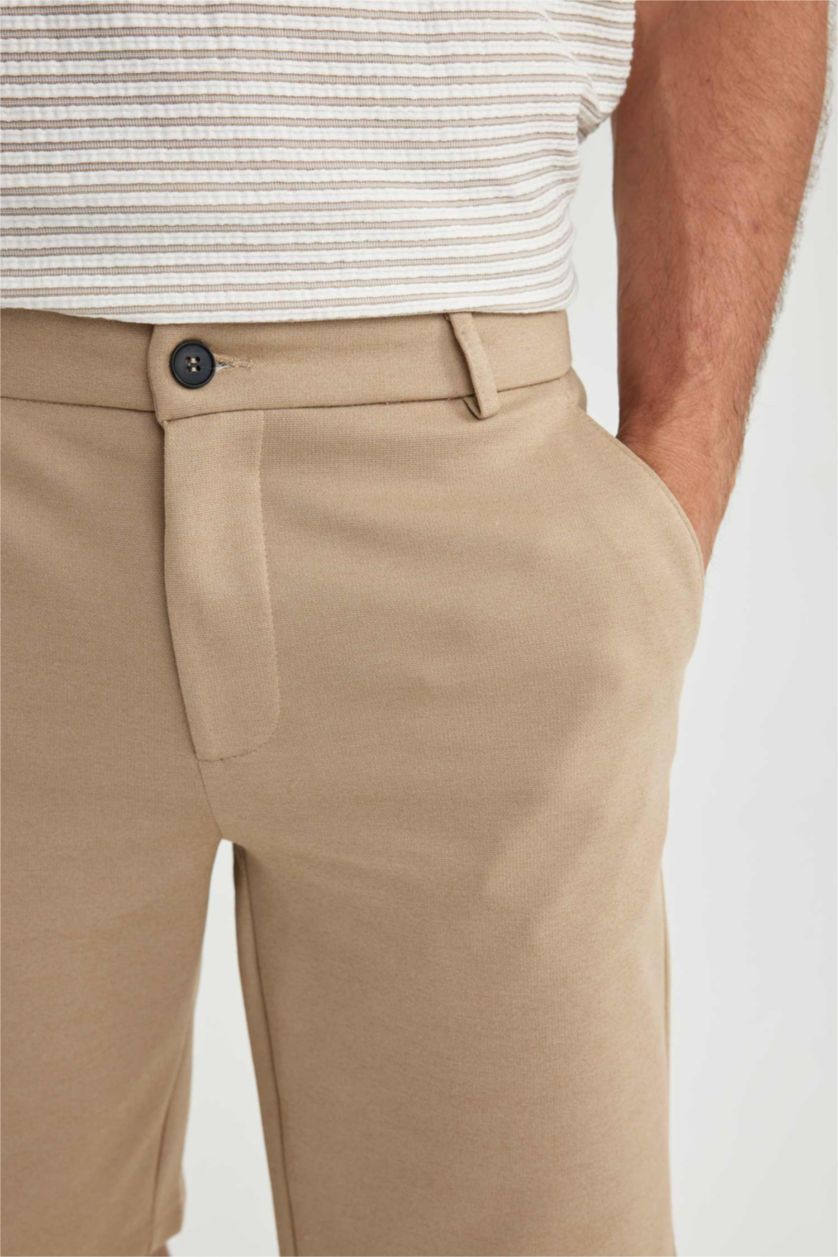 Мужчины Песочный Бермуды базовые для мужчин