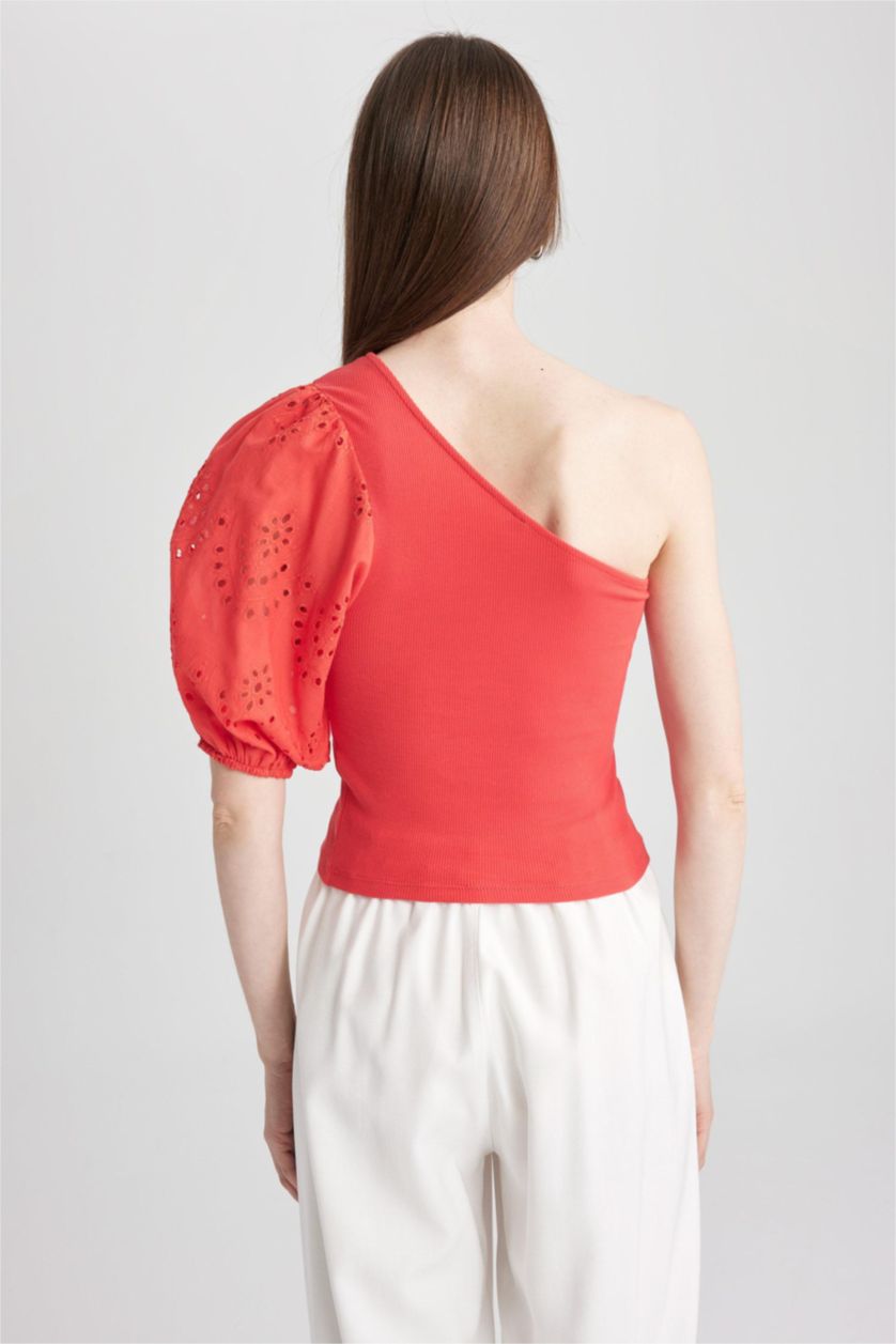 حريمي أحمر تيشيرت مضلع سليم فيت بكتف واحد