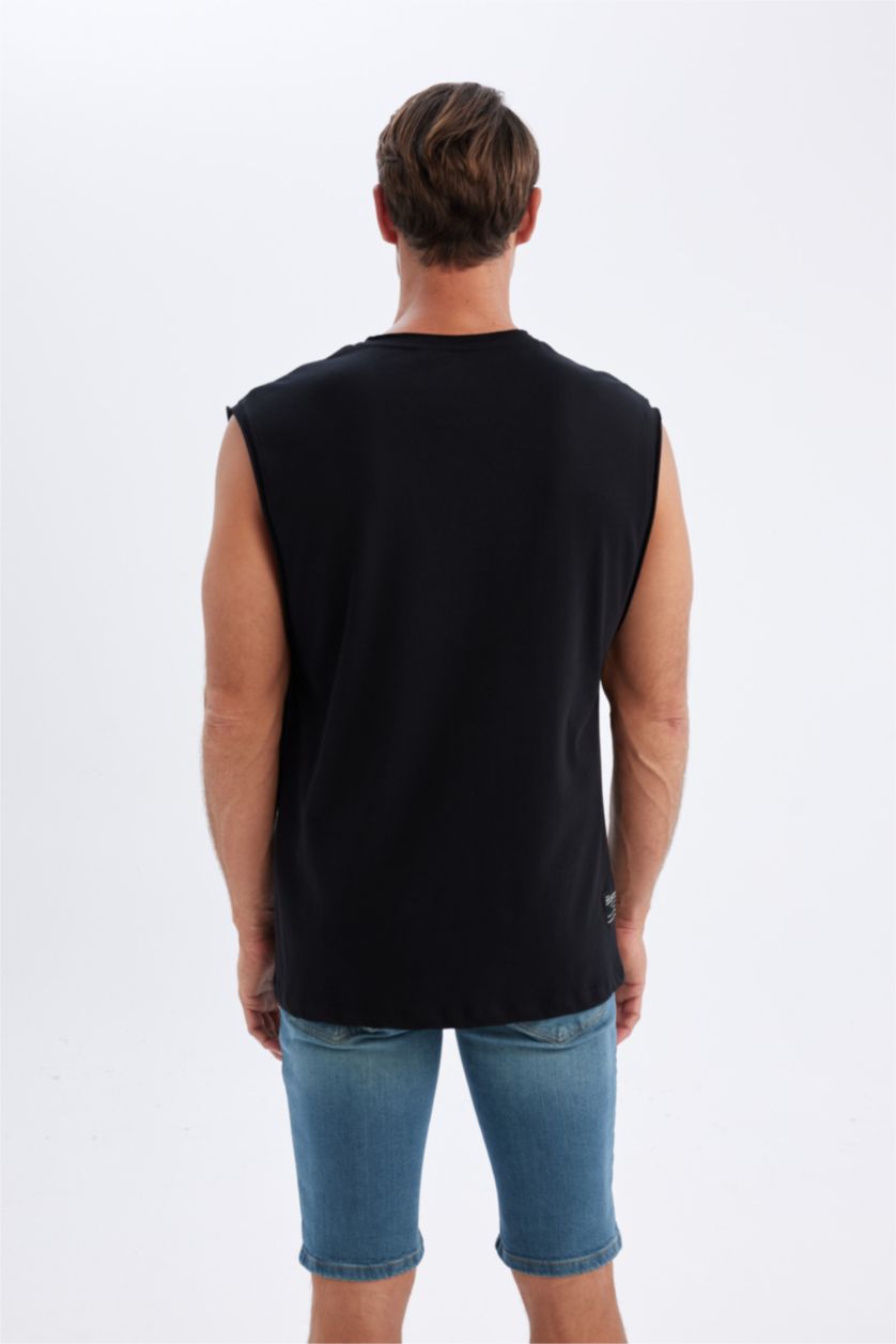 MAN Black Boxy Fit Printed Crew Neck Sleeveless T-Shirt
