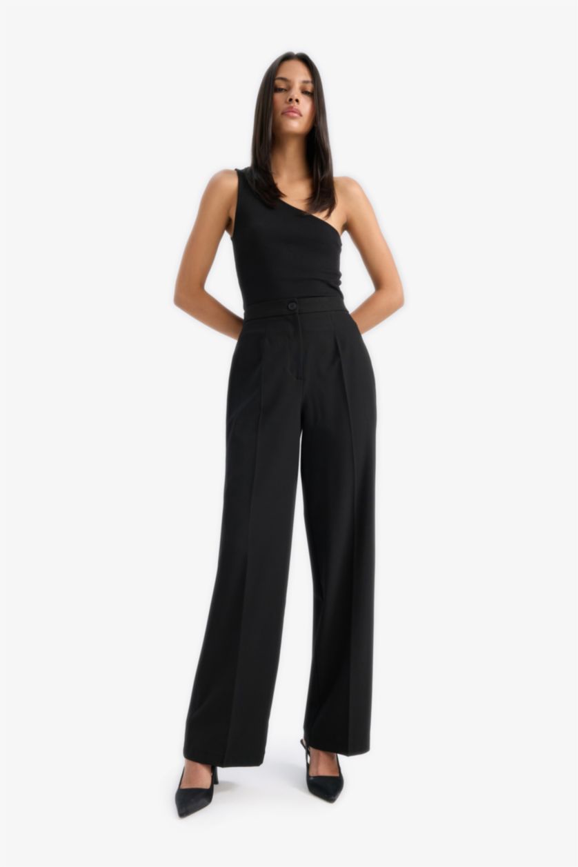 WOMAN Black Slim Fit Camisole One Shoulder Sleeveless Tank Top