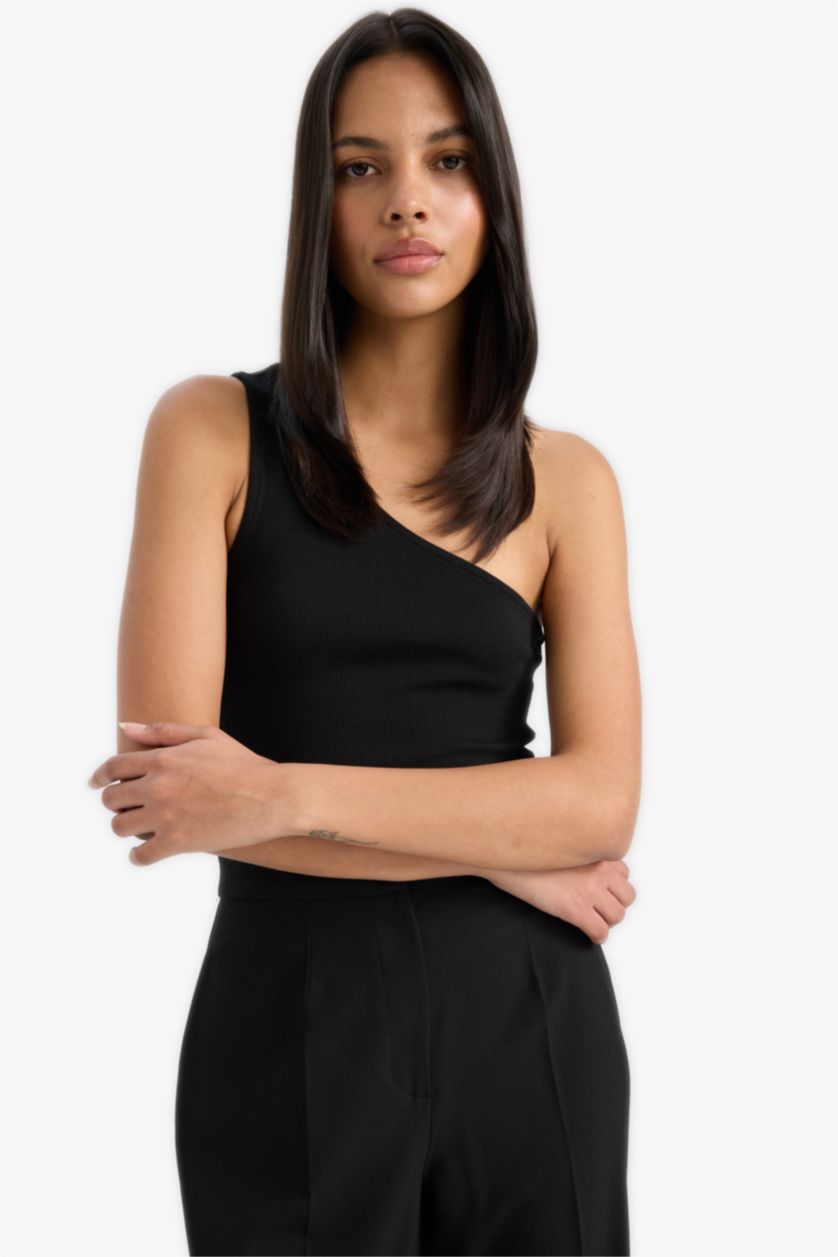 WOMAN Black Slim Fit Camisole One Shoulder Sleeveless Tank Top