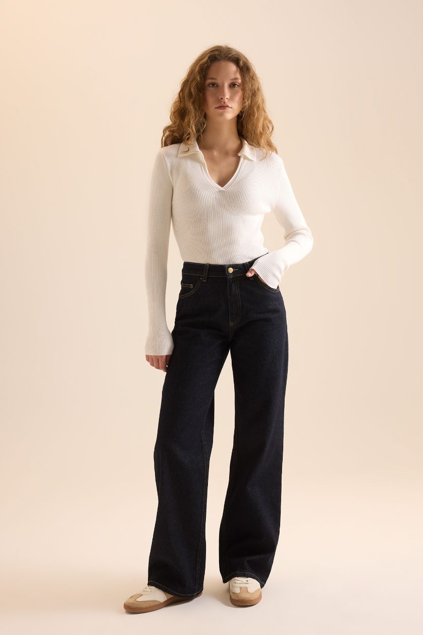 Kadın Ekru Fitted Polo Yaka Triko Kazak