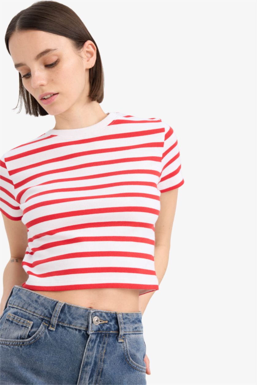 Woman Red Slim Fit Ribana Short Sleeve T-Shirt