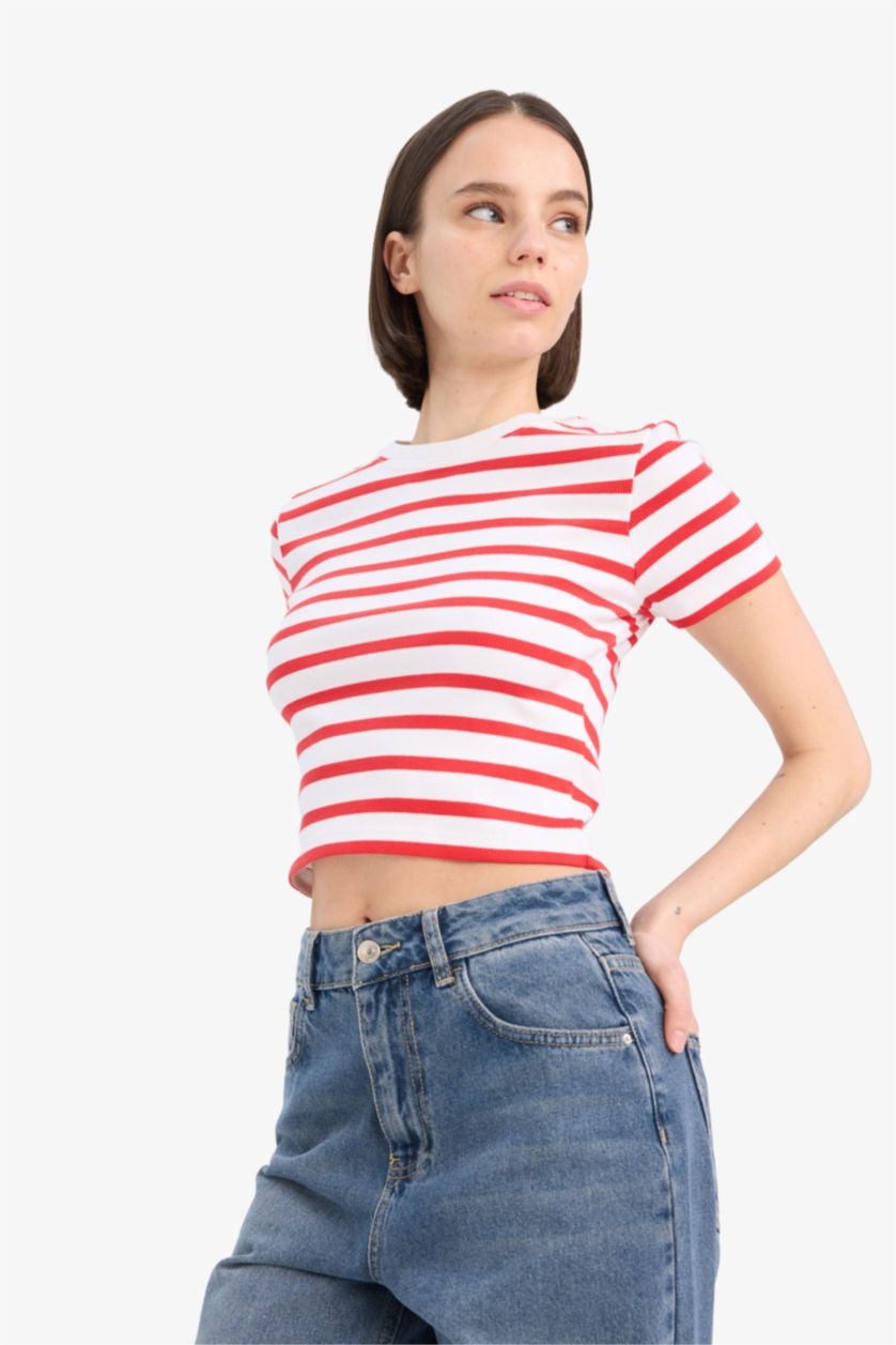 Woman Red Slim Fit Ribana Short Sleeve T-Shirt