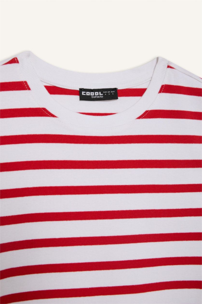 Woman Red Slim Fit Ribana Short Sleeve T-Shirt