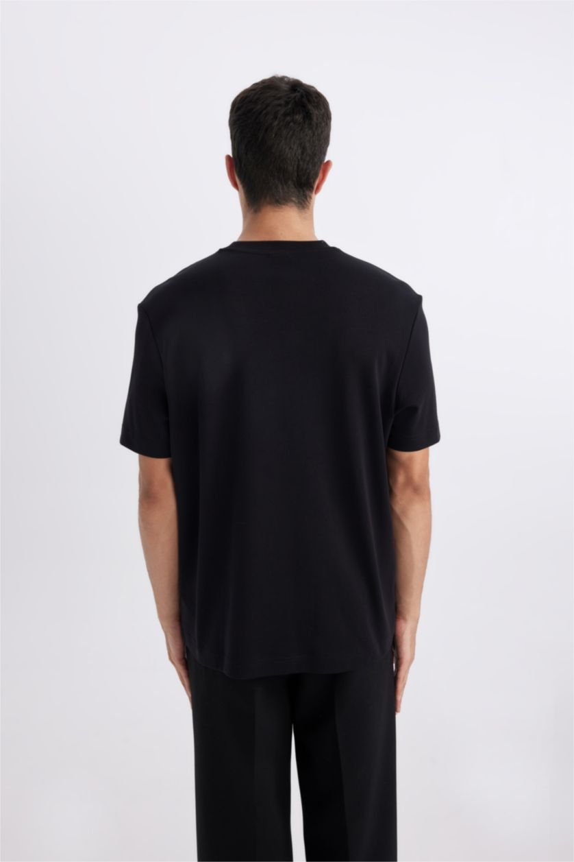 رجال أسود تي شيرت نص ردن قصة عادية بياخة مستديرة