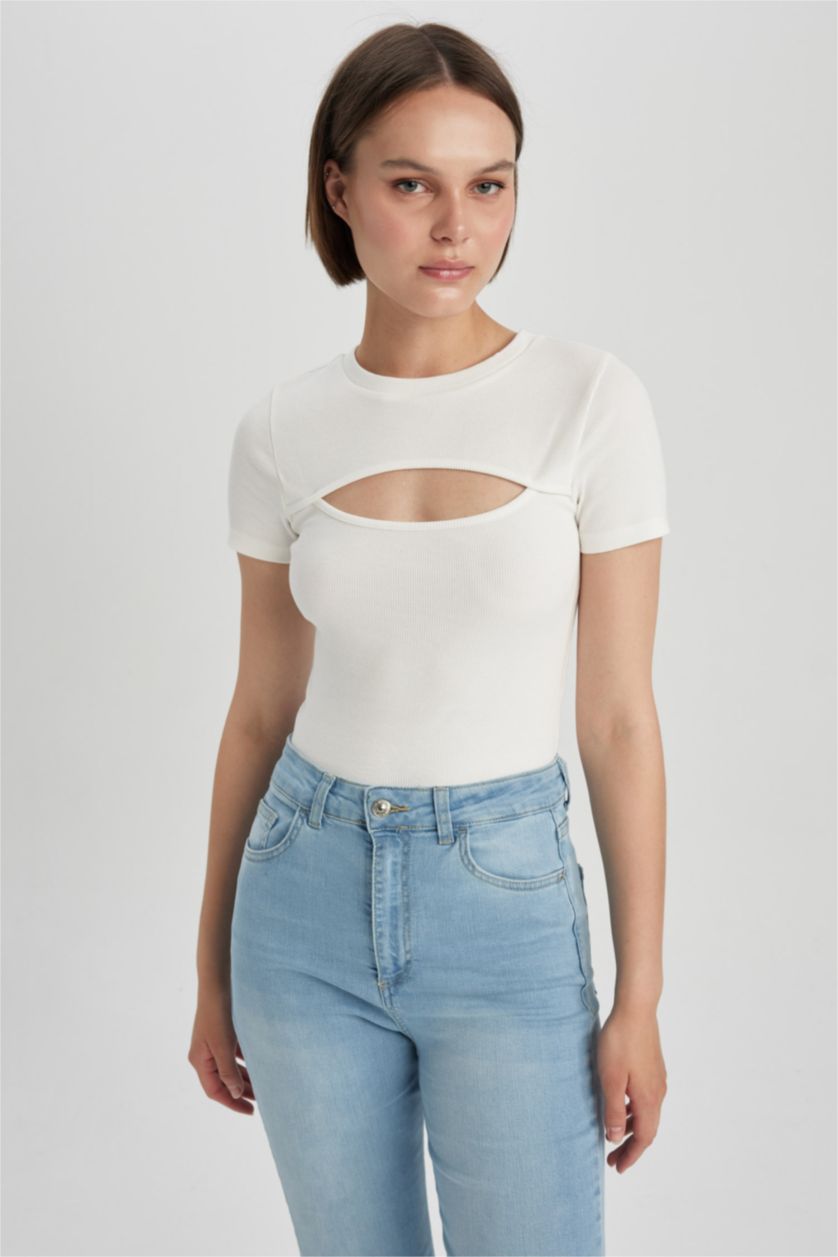 WOMAN White Slim Fit Camisole Short Sleeve T-Shirt